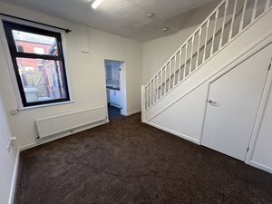 Dining Room - click for photo gallery